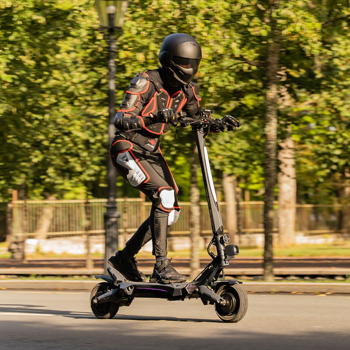 Family Scooting Guide: Fun and Safe Riding with Your Children