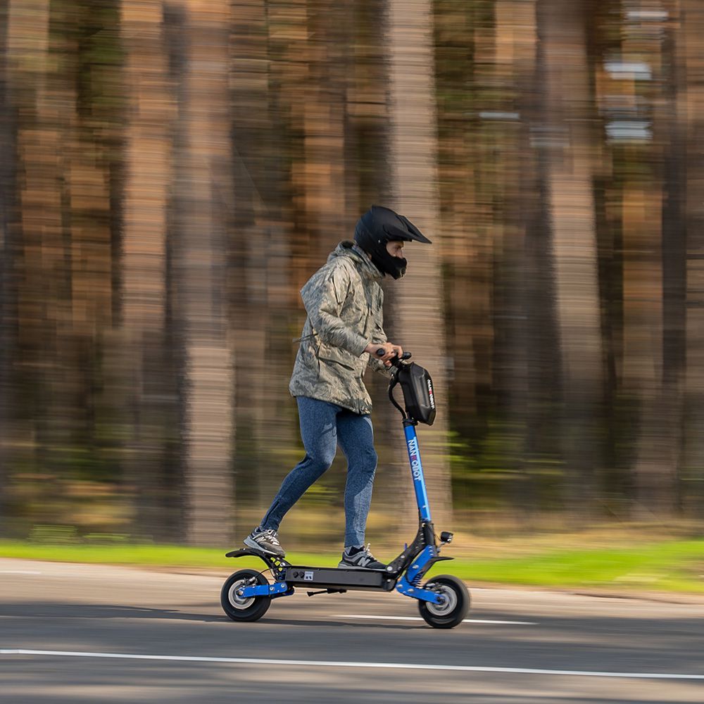 5 Safety Tips for Riding an Electric Scooter During the Winter