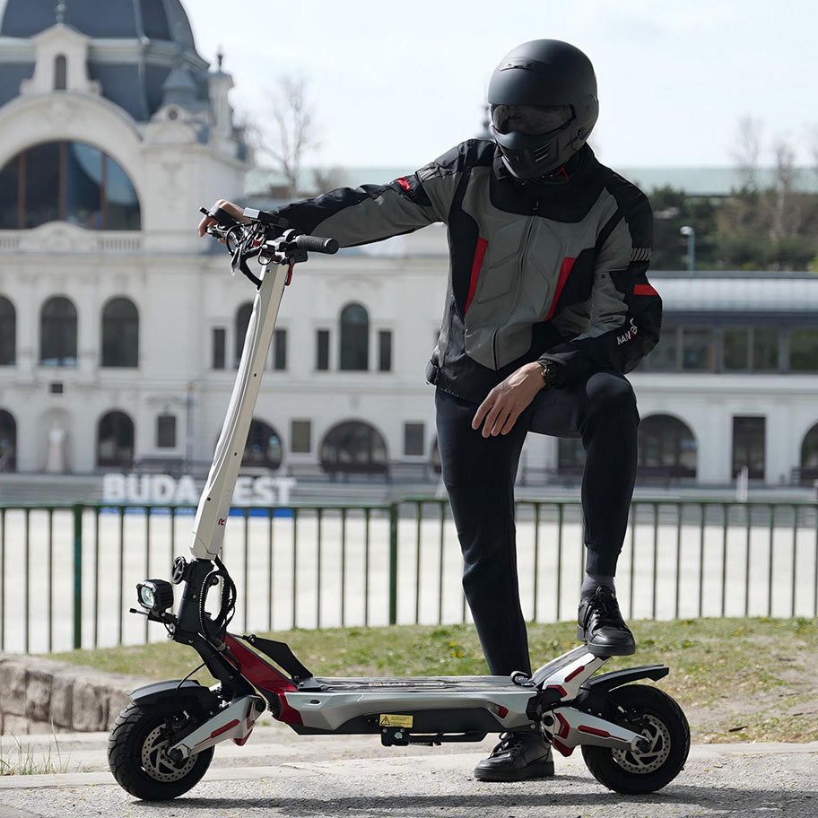 The Electric Scooter Sweet Spot in 2026: What Commuters Should Actually Shop For